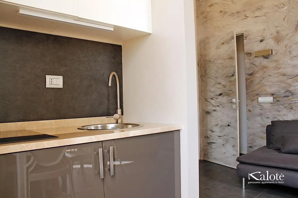 Kalote' Apartments Noto