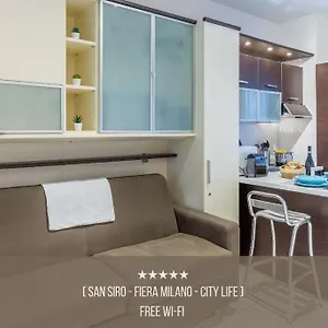https://strategic-house-metro-m5-san-siro-free-wi-fi.it-lombardy.com