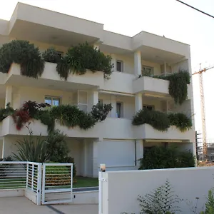 https://calabonas-promenade-apartment.in-sardinia.net